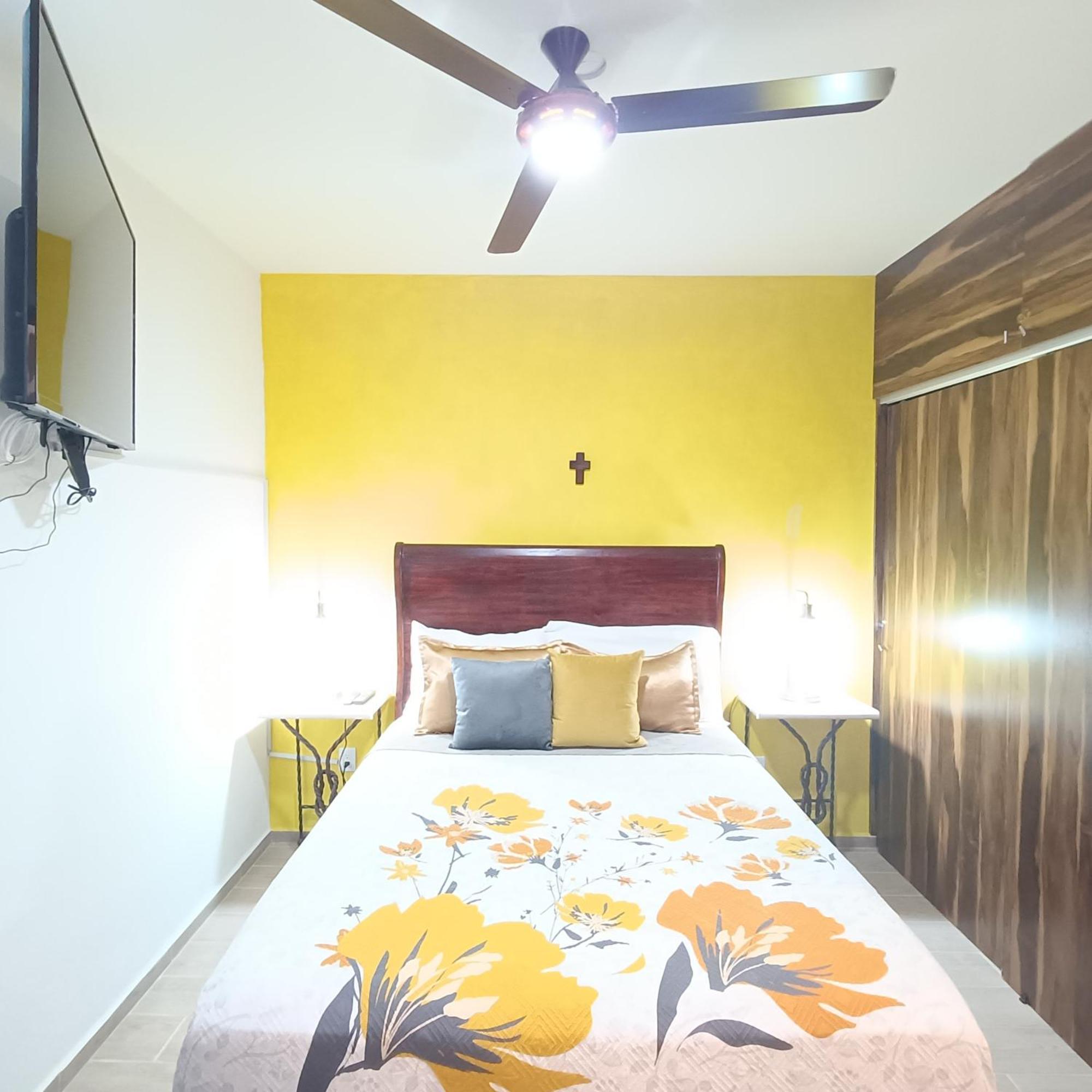 Ribera De Chapala Suites Chantepec Exterior photo